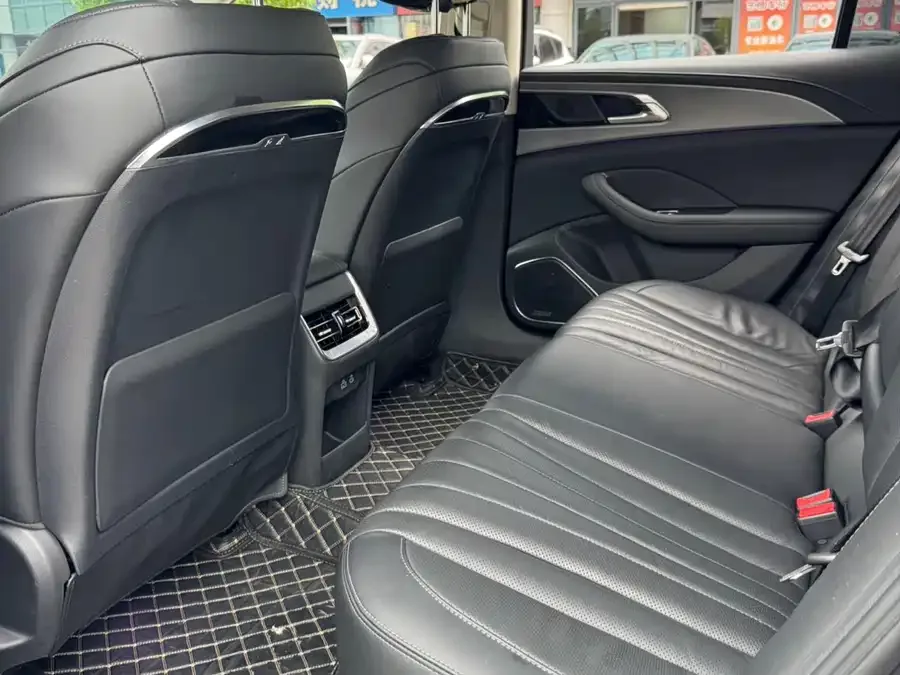 Hongqi H5 Hongqi H5 2023 2.0T Automatic Intelligent Connection Flagship Chang Edition 2022 — миниатюра 3