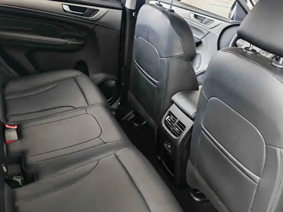 Haval M6 Haval M6 2023 PLUS 1.5T DCT Luxury Smart Connected Edition 2024 — миниатюра 3
