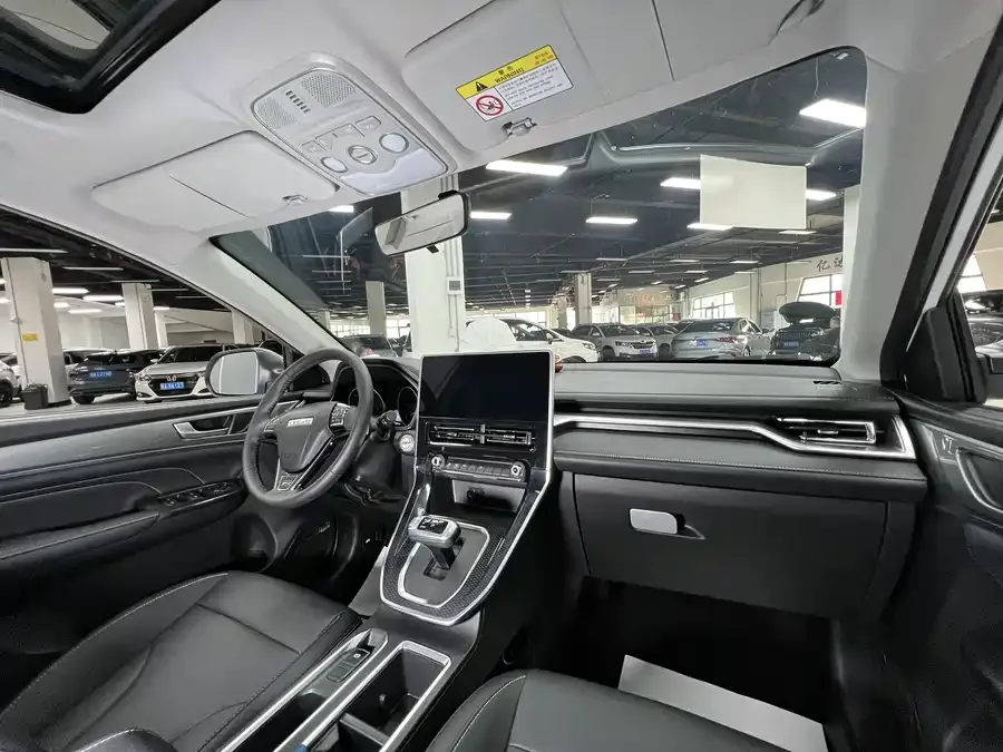 Haval M6 Haval M6 2021 PLUS 1.5T DCT Luxury Smart Connected Edition 2022 — миниатюра 4
