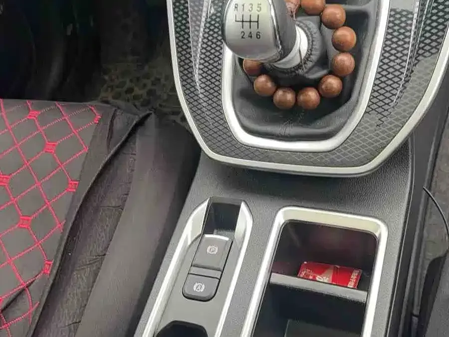 Haval M6 Haval M6 2023 PLUS 1.5T manual luxury smart connected model 2023 — миниатюра 5