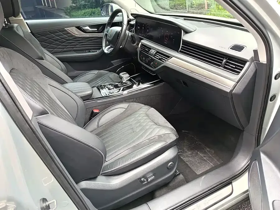 Hongqi HS5 Hongqi HS5 2022 2.0T Zhilian Flagship Edition 2022 — миниатюра 4