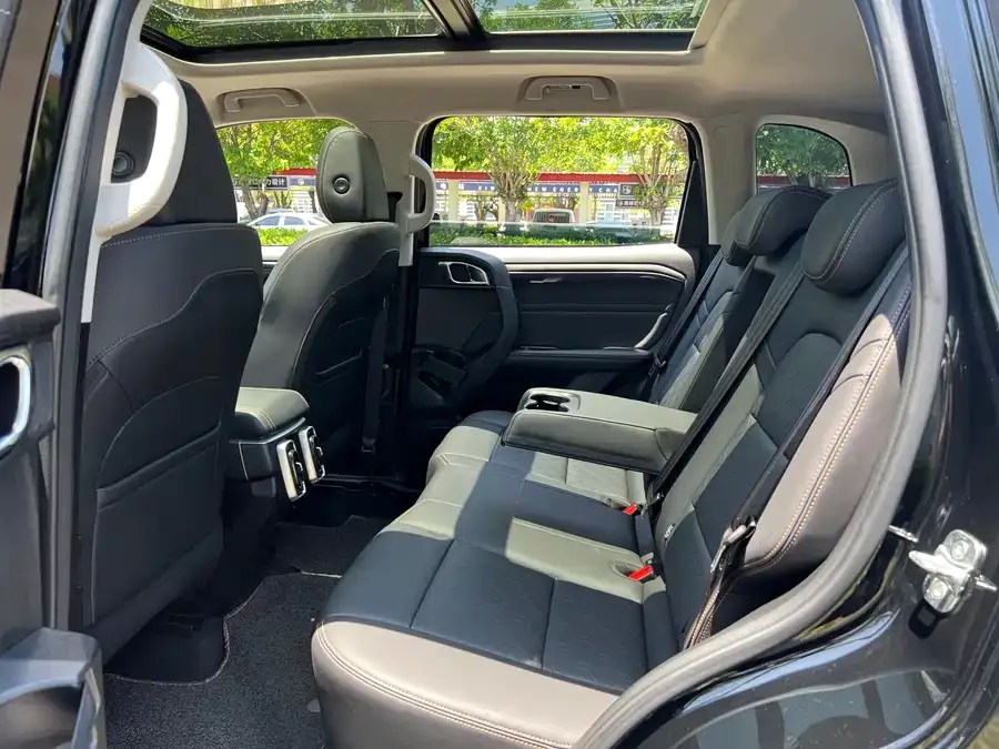 Haval Big dog Haval Big Dog 2022 1.5T DCT 2WD Labrador Edition 2023 — миниатюра 3