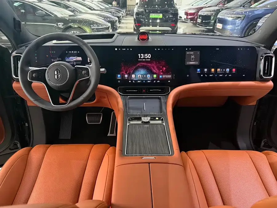 AITO M9 Wenjie M9 2025 Extended Range Ultra Edition 52kWh 6-Seat Version (192-line LiDAR) 2026 — миниатюра 4