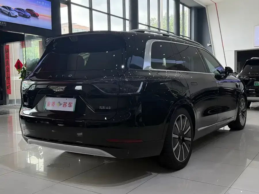 AITO M9 Wenjie M9 2025 Extended Range Ultra Edition 52kWh 6-Seat Version (192-line LiDAR) 2026 — миниатюра 5