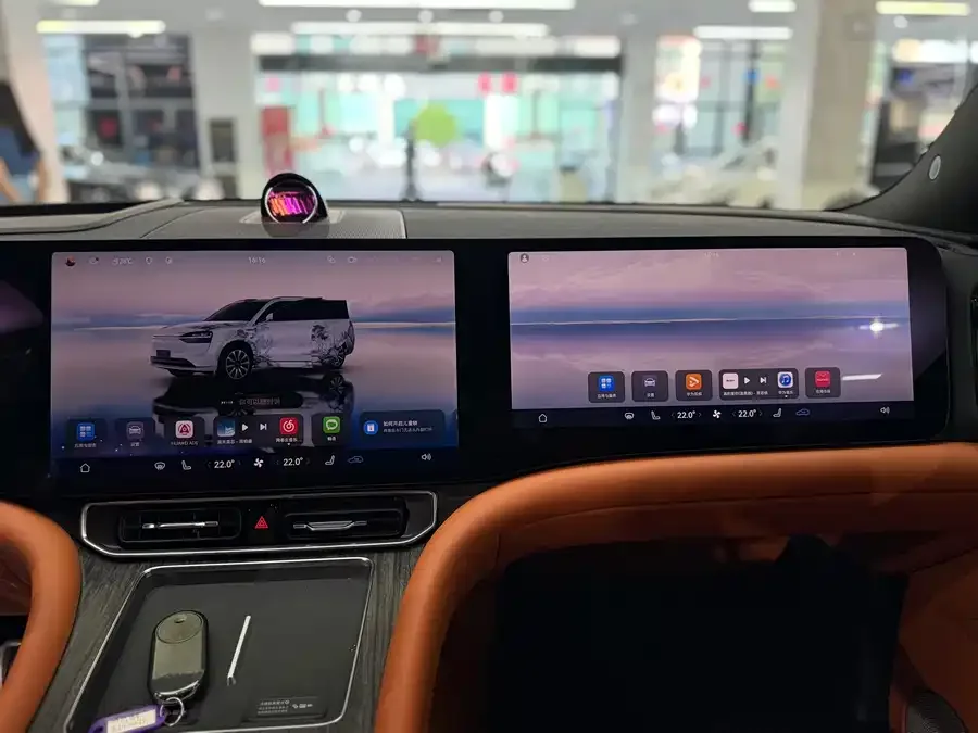 AITO M9 Wenjie M9 2025 Extended Range Ultra Edition 52kWh 5-Seat Version (192-line LiDAR) 2025 — миниатюра 3