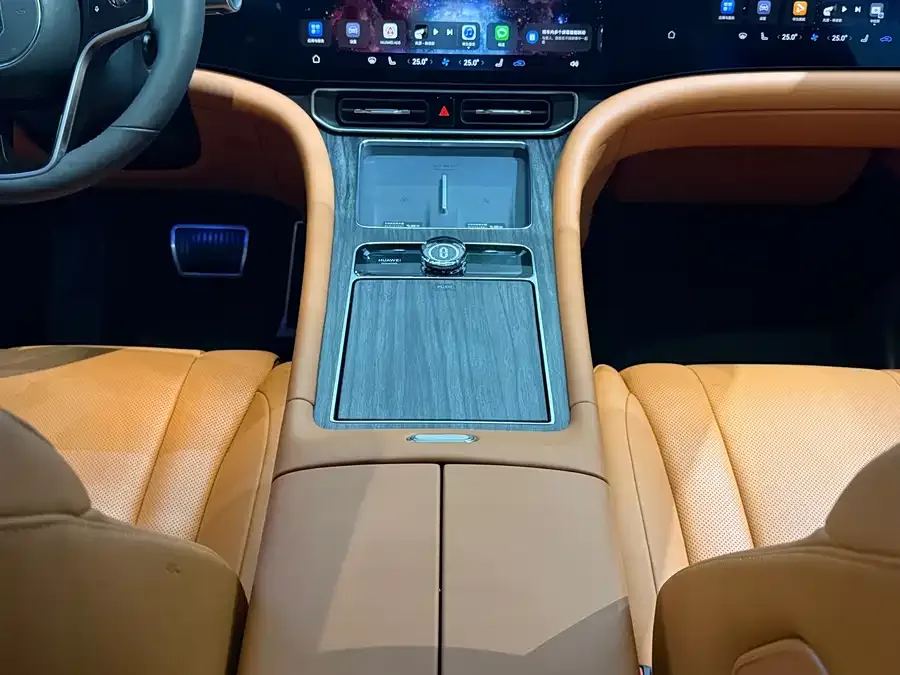 AITO M9 Wenjie M9 2025 Extended Range Ultra Edition 52kWh 6-Seat Version (192-line LiDAR) 2025 — миниатюра 4