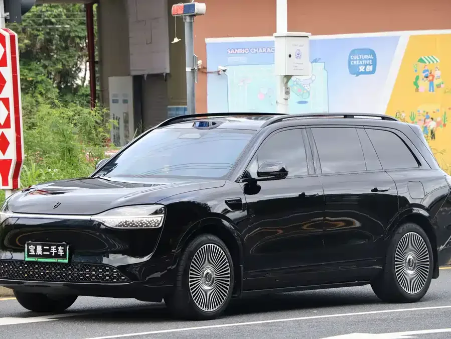 AITO M9 2025