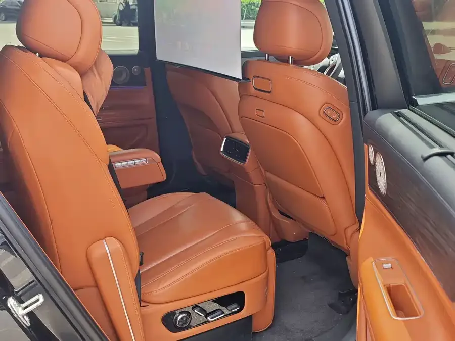 AITO M9 M9 2024 Extended Range Ultra Edition 42kWh 6-seater Edition 2024 — миниатюра 4