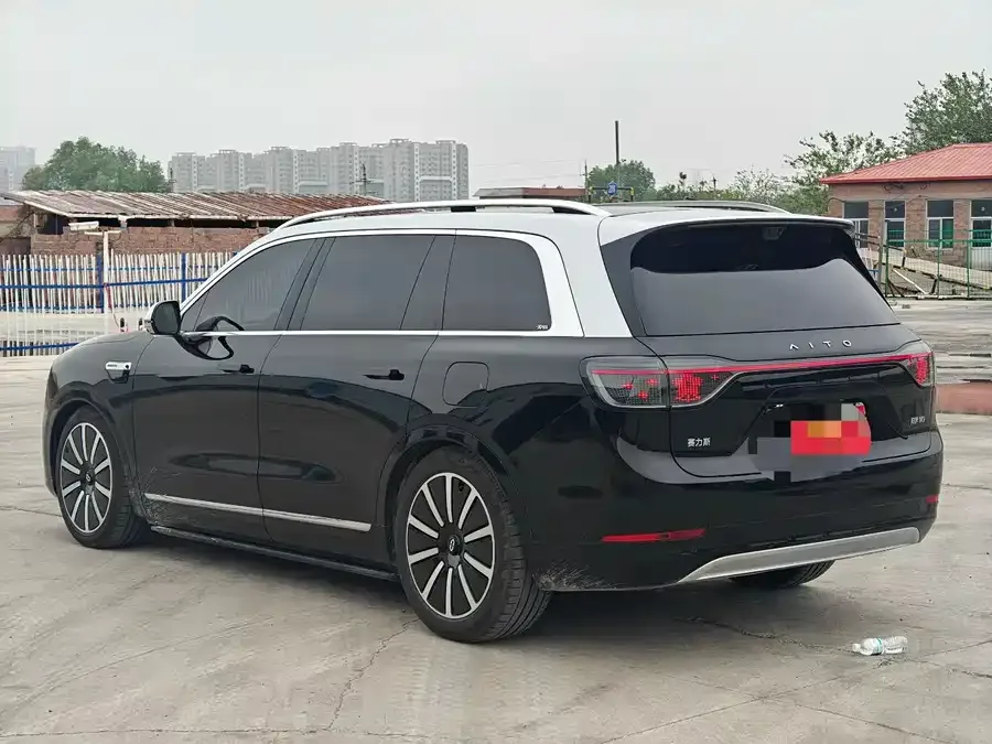 AITO M9 Wenjie M9 2025 Extended Range Max Edition 52kWh 5-Seat Version (192-line LiDAR) 2025 — миниатюра 2