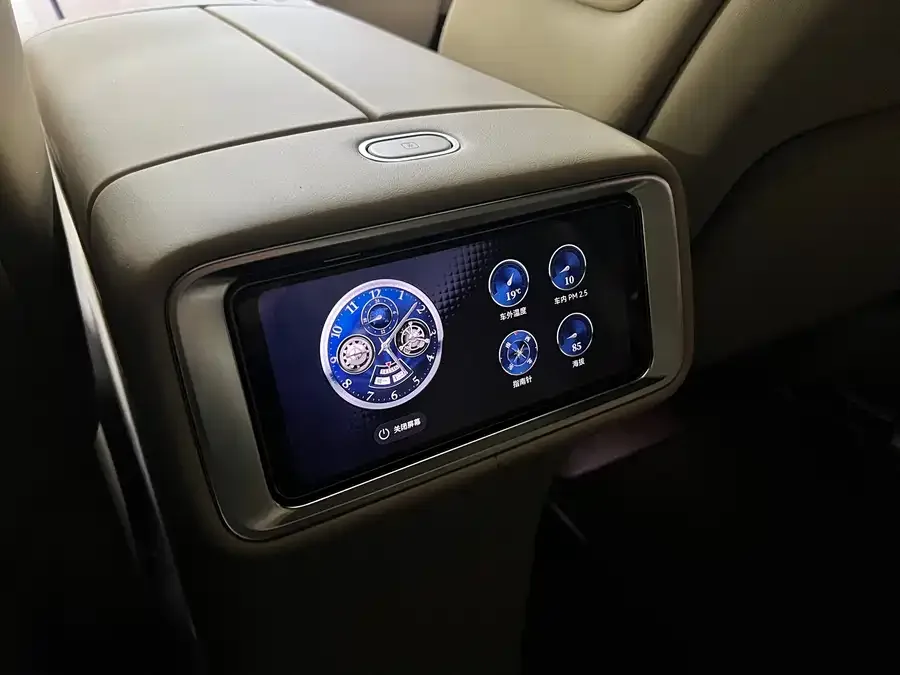 AITO M9 Wenjie M9 2025 Extended Range Ultra Edition 52kWh 6-Seat Version (192-line LiDAR) 2025 — миниатюра 5