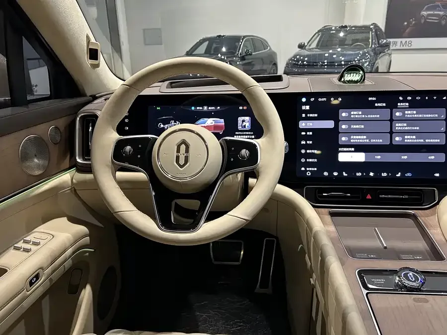 AITO M9 Wenjie M9 2025 Extended Range Ultra Edition 52kWh 6-Seat Version (192-line LiDAR) 2025 — миниатюра 4