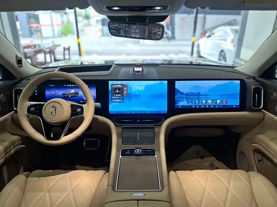 AITO M9 Wenjie M9 2025 Extended Range Ultra Edition 52kWh 6-Seat Version (192-line LiDAR) 2025 — миниатюра 4