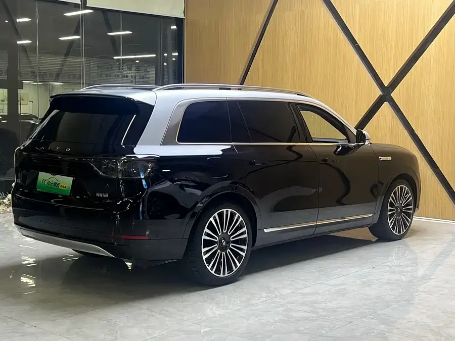 AITO M9 M9 2024 Extended Range Ultra Edition 42kWh 6-seater Edition 2024 — миниатюра 3