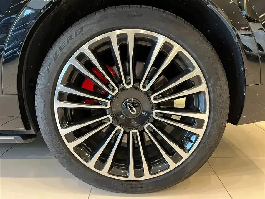 AITO M9 M9 2024 Extended Range Ultra Edition 42kWh 6-seater Edition 2024 — миниатюра 3