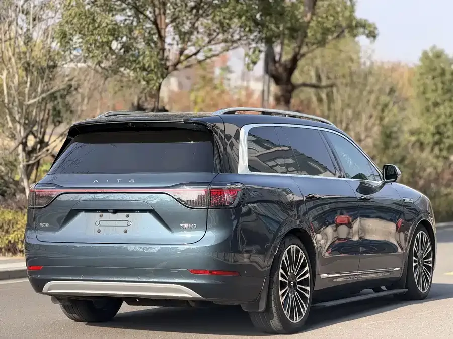 AITO M9 M9 2024 Extended Range Ultra Edition 52kWh 6-seater Edition 2024 — миниатюра 3