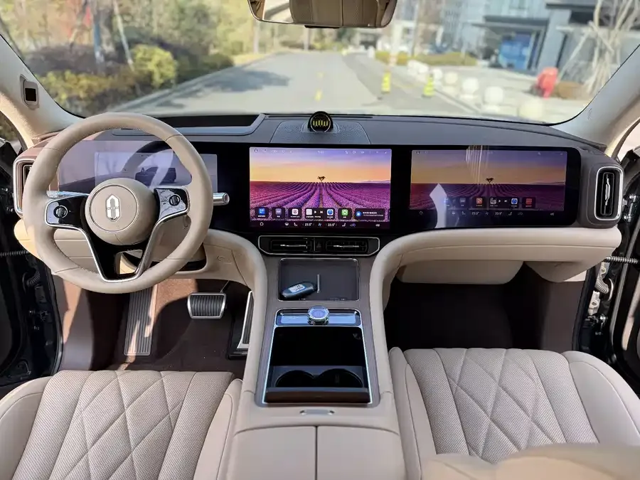 AITO M9 M9 2024 Extended Range Ultra Edition 52kWh 6-seater Edition 2024 — миниатюра 5