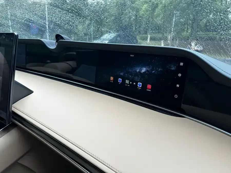 Enjoy World S9 Enjoy S9 2026 Ultra Range Extended Rear-Wheel Drive 53kWh (192-line LiDAR) 2025 — миниатюра 4