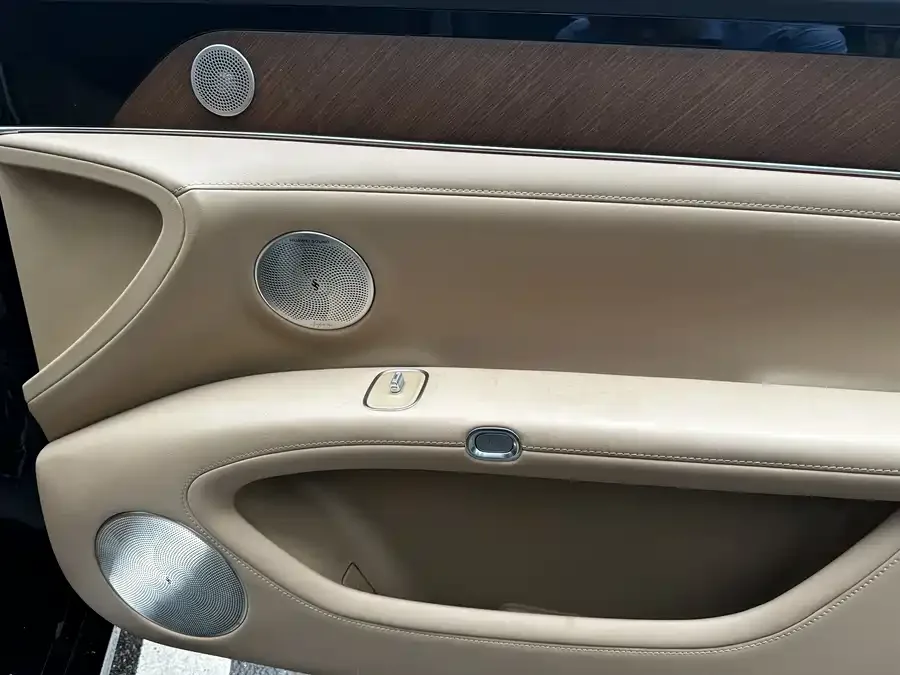 Enjoy World S9 Enjoy S9 2026 Ultra Range Extended Rear-Wheel Drive 53kWh (192-line LiDAR) 2025 — миниатюра 5