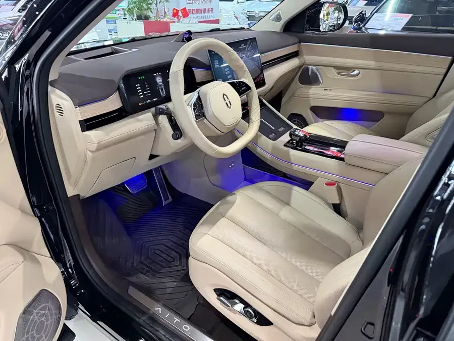 AITO M7 Wenjie M7 2024 1.5T Intelligent Driving Rear-wheel Drive Pro Edition 5 Seaters 2024 — миниатюра 3