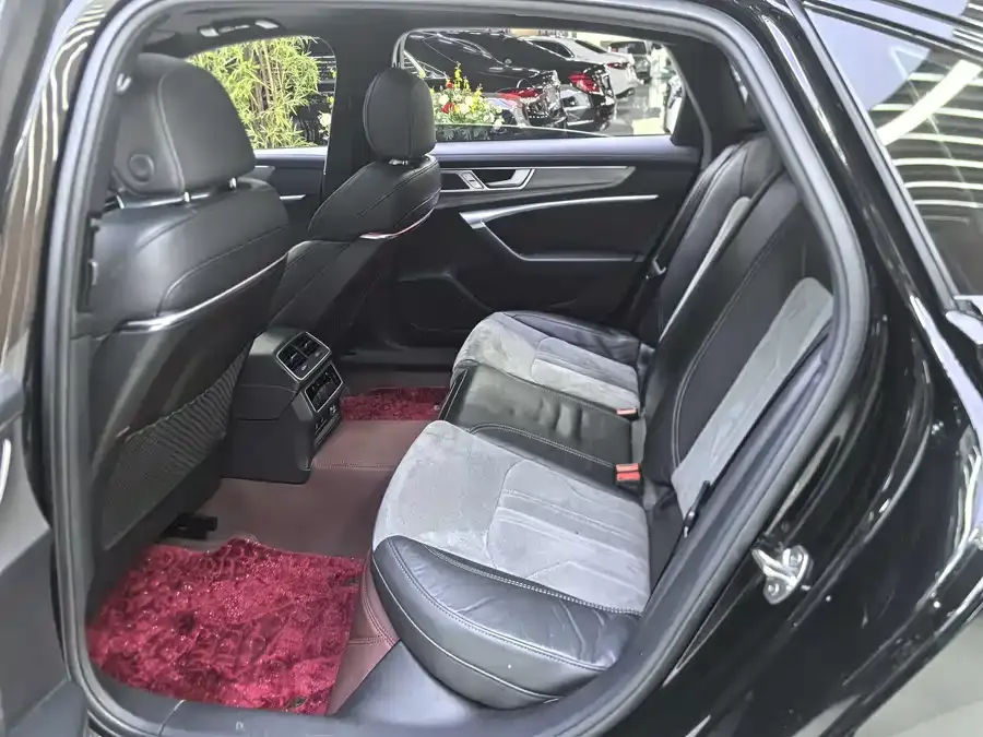 Audi A6L 2023 45 TFSI Premium Dynamic Model 2022 — миниатюра 2