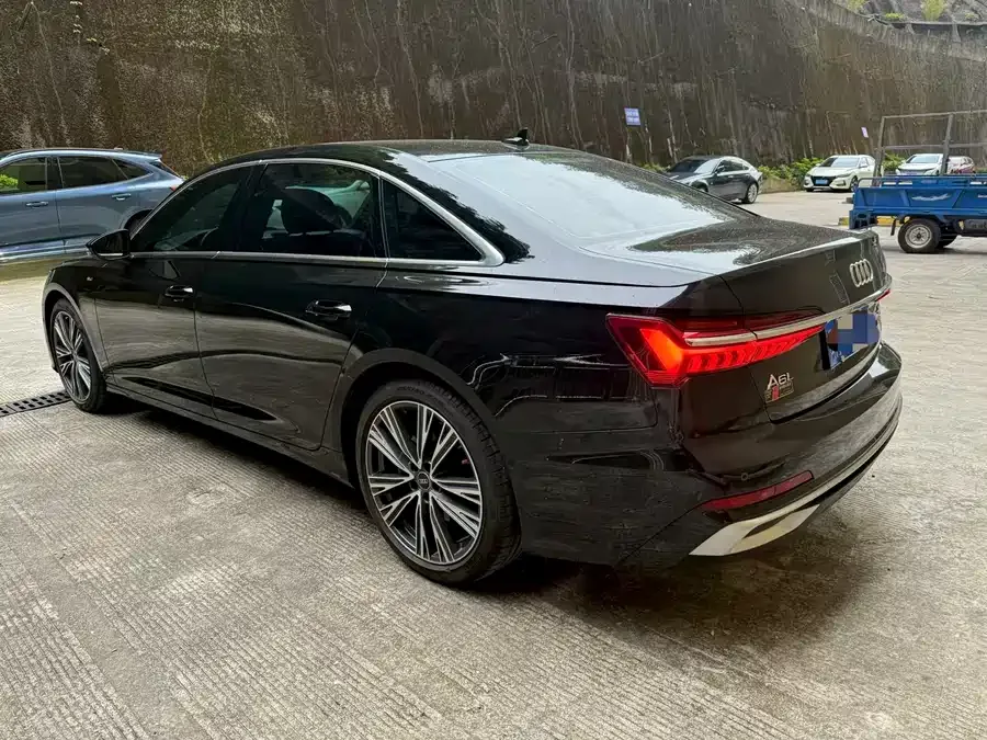 Audi A6L 2024 45 TFSI Premium Dynamic Model 2024 — миниатюра 4