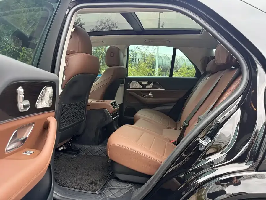 Mercedes-Benz GLE (Imported) Mercedes-Benz GLE (Imported) 2025 GLE 350 4MATIC Fashion Model 2025 — миниатюра 3