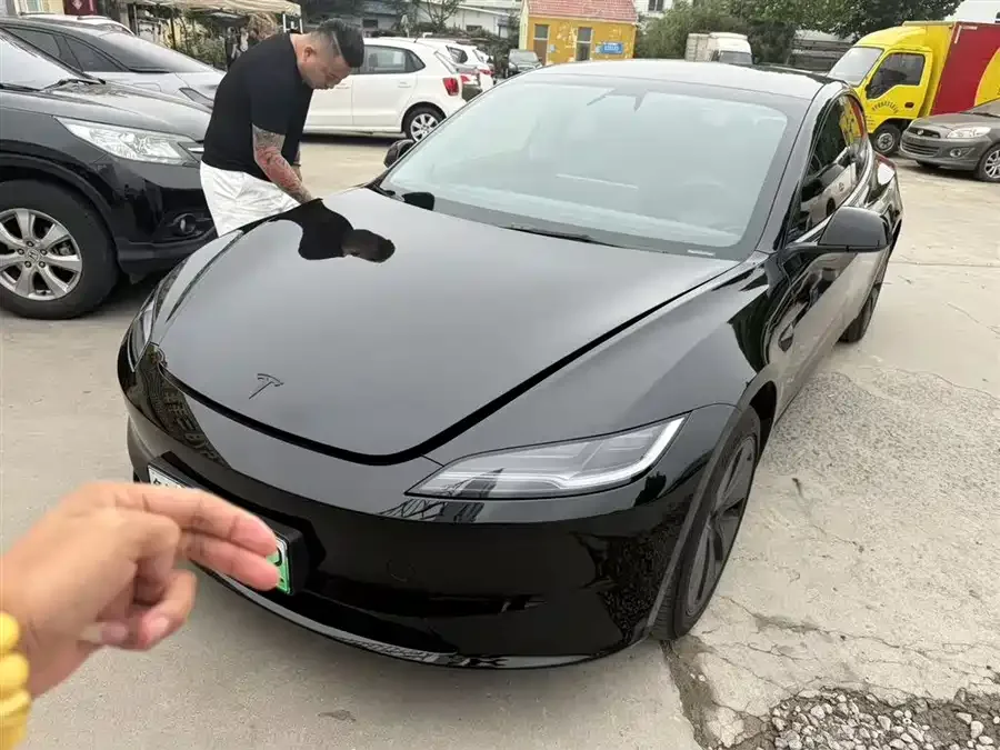 Tesla Model 3 2026