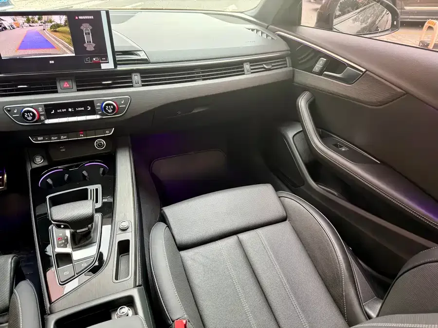 Audi a4 l 2024 40 TFSI luxury and dynamic model 2024 — миниатюра 3