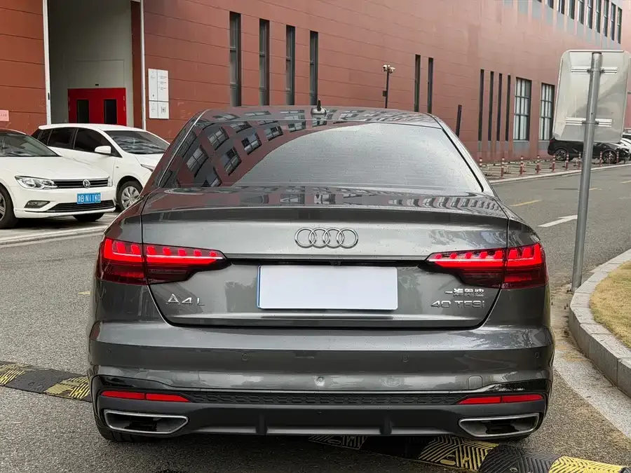 Audi a4 l 2024 40 TFSI luxury and dynamic model 2024 — миниатюра 4