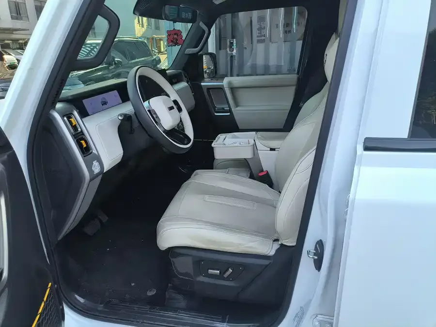 iCAR Super V23 iCAR Super V23 2025 501 4WD High-End Edition 2025 — миниатюра 4