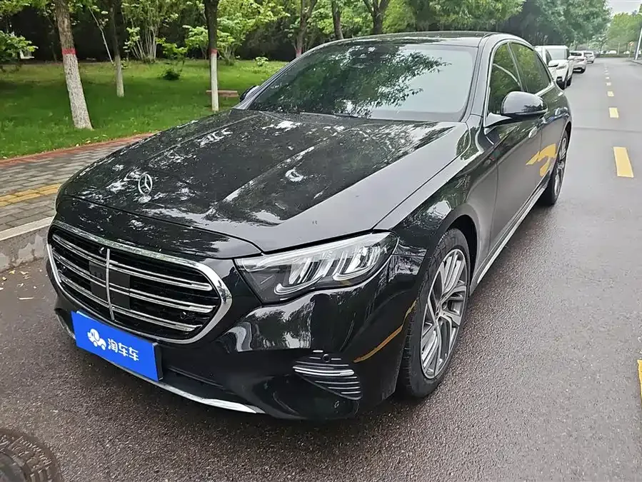 Mercedes-Benz E-Class 2024