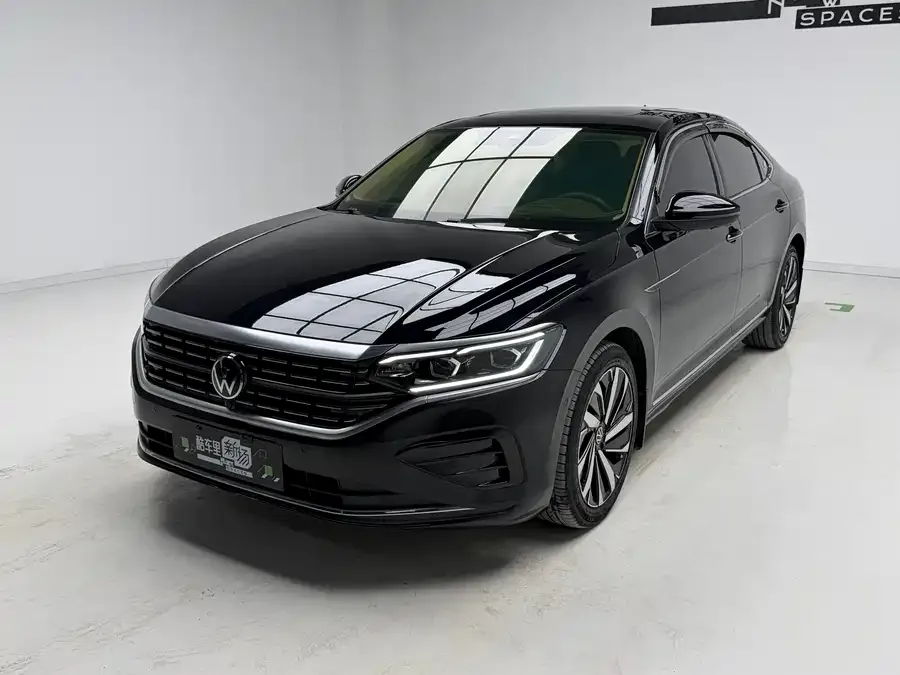 Volkswagen Passat 2022