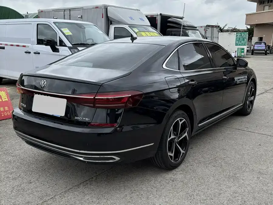 Volkswagen Passat Passat 2025 Outstanding Model 380TSI Starry Sky Dragon Edition 2025 — миниатюра 4