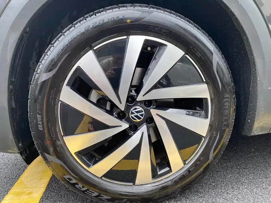 Volkswagen Talagon 2022 Lanjing 380TSI 4WD Luxury Jiajing Edition Pro 6 Seaters 2022 — миниатюра 3