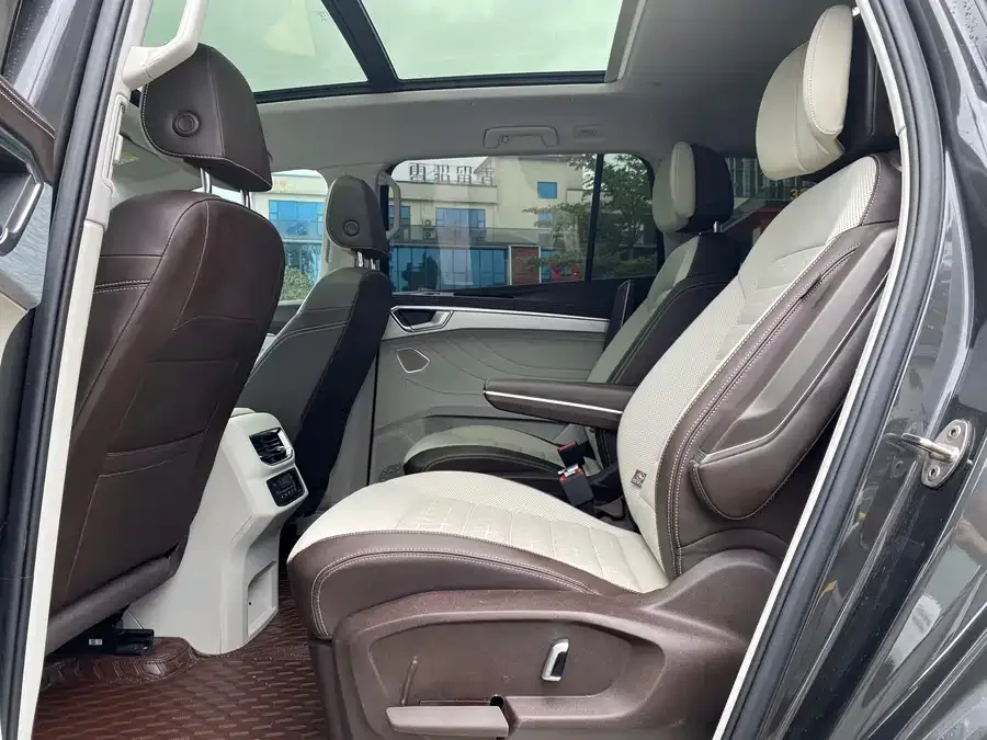 Volkswagen Talagon 2022 Lanjing 380TSI 4WD Luxury Jiajing Edition Pro 6 Seaters 2022 — миниатюра 4