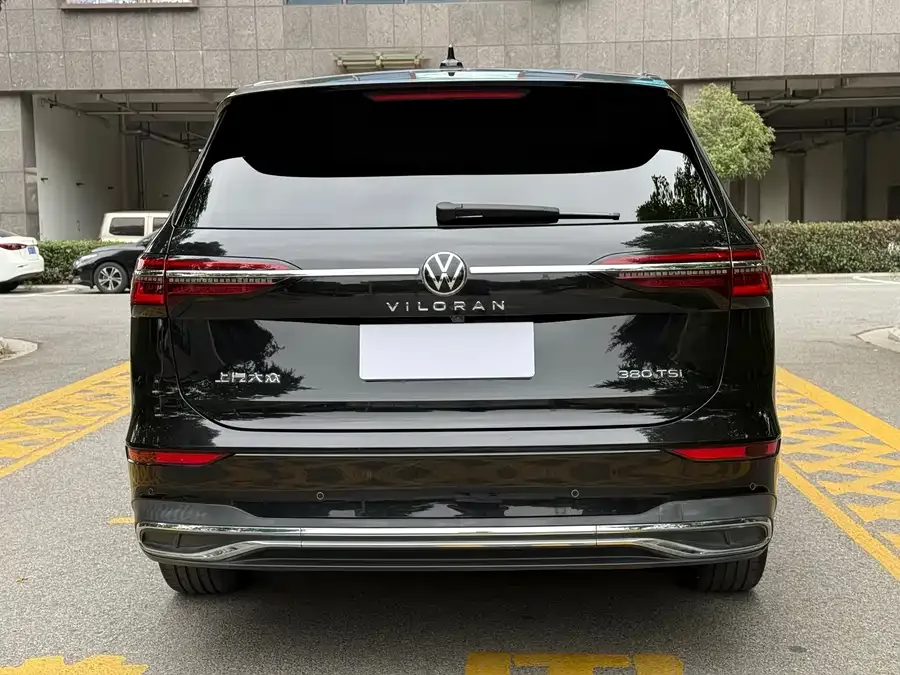 Volkswagen Viloran Weiran 2023 380TSI Premium Edition 2023 — миниатюра 2