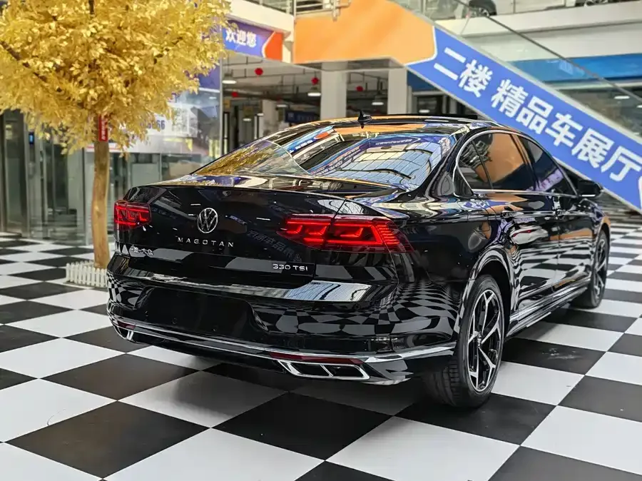 Volkswagen Magotan Magotan 2023 2 million commemorative edition 330TSI DSG luxury model 2023 — миниатюра 4