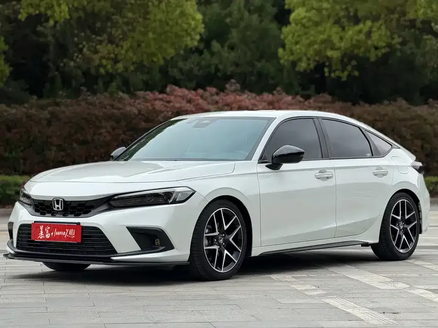 Honda CIVIC 2024