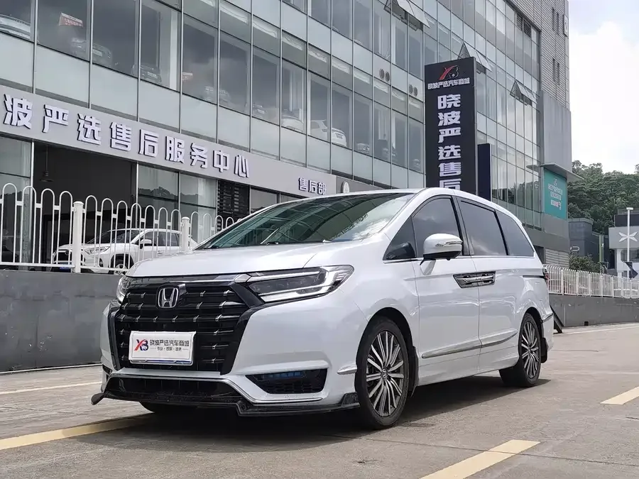 Honda Elysion Elysion 2024 2.0L e:HEV Luxury Edition 2024 — фото 1, купить с доставкой в Москву