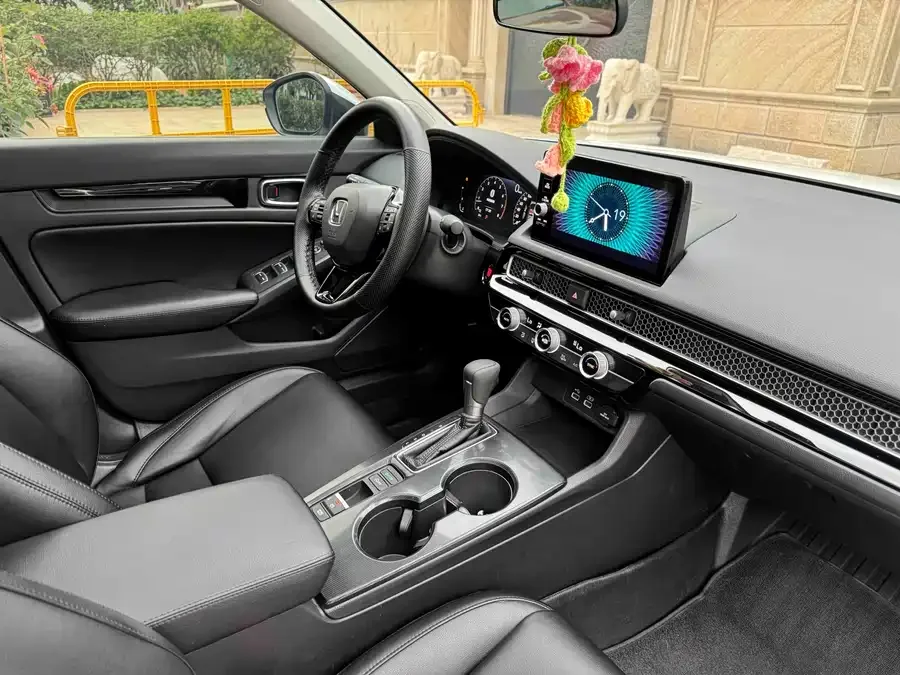 Honda Integra Stylish 2023 240TURBO CVT Leading Edition 2023 — миниатюра 5