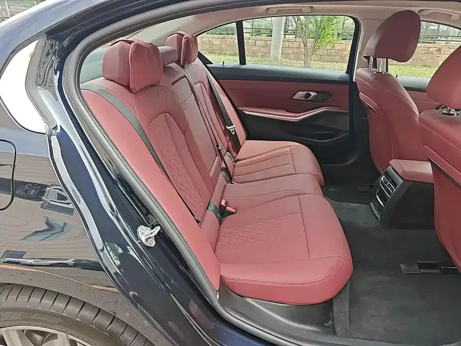 BMW i3 2025 eDrive 35 L 2025 — миниатюра 3