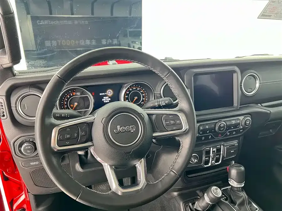 Jeep Gladiator Gladiator 2022 3.6L advance version 2023 — миниатюра 4