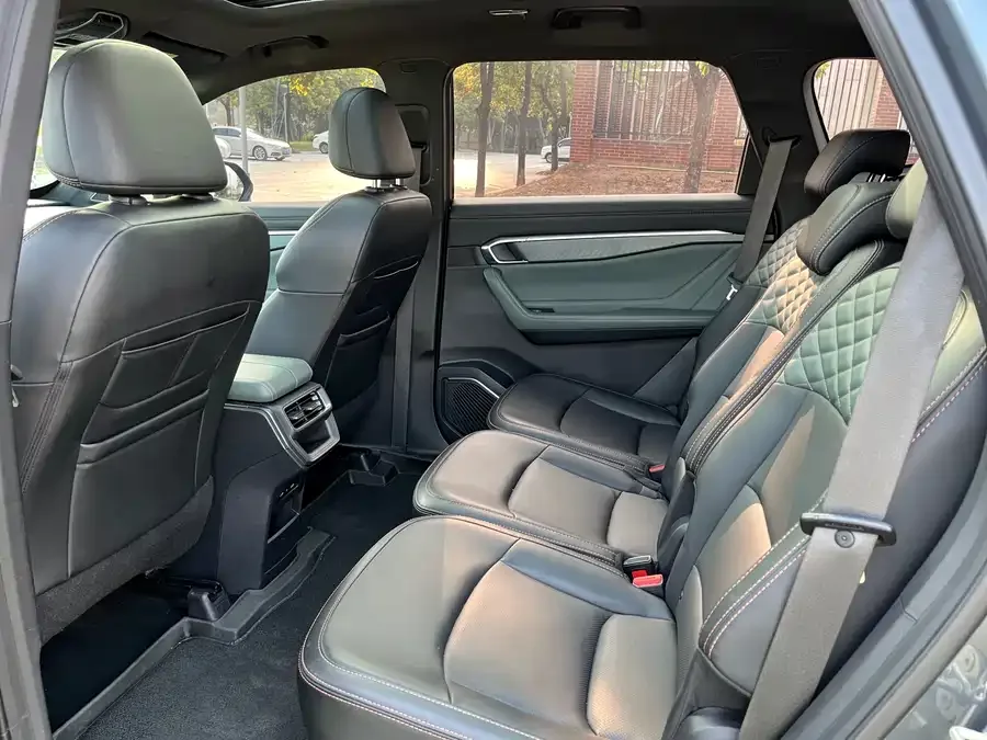 Geely Haoyue L Haoyue L 2023 2.0T DCT Premium Edition 2023 — миниатюра 2