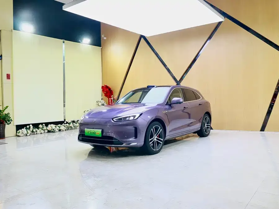 AITO M5 M5 2025 Extended Range Ultra 4WD Edition 2025 — фото 1, купить с доставкой в Москву