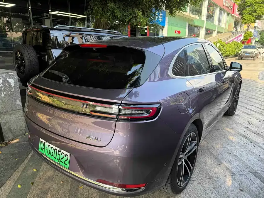 AITO M5 M5 2025 Extended Range Ultra 4WD Edition 2025 — миниатюра 5