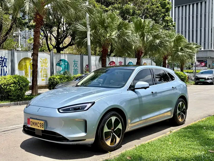 AITO M5 M5 2022 pure electric rear-wheel drive standard version 2022 — фото 1, купить с доставкой в Москву
