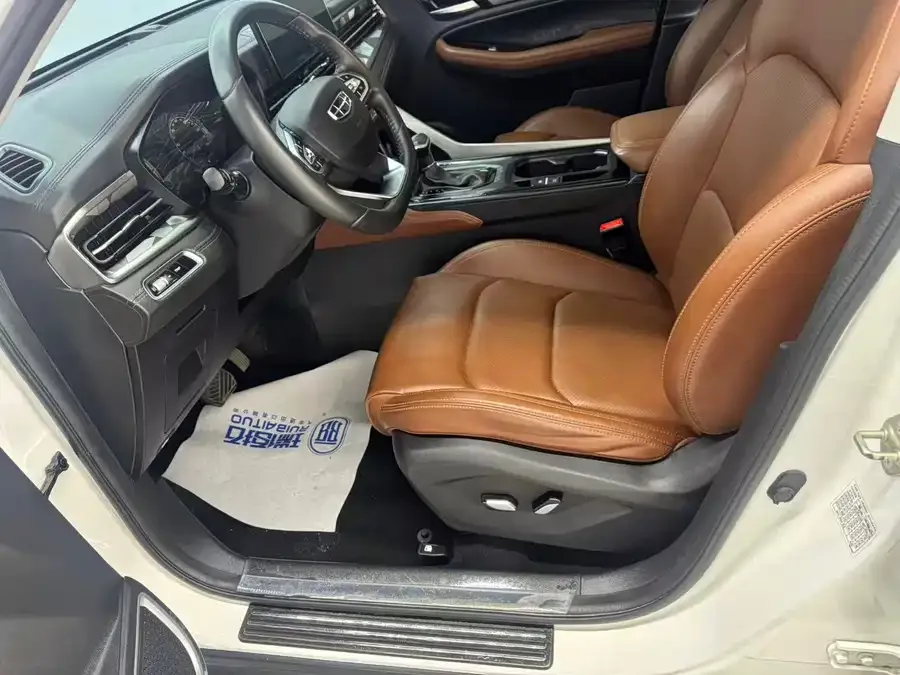 Geely Vision X6 Vision X6 2021 PRO 1.4T Automatic Premium Edition 2022 — миниатюра 4