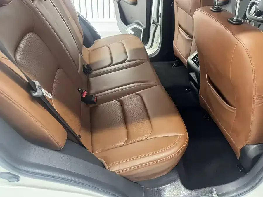 Geely Vision X6 Vision X6 2021 PRO 1.4T Automatic Premium Edition 2022 — миниатюра 5