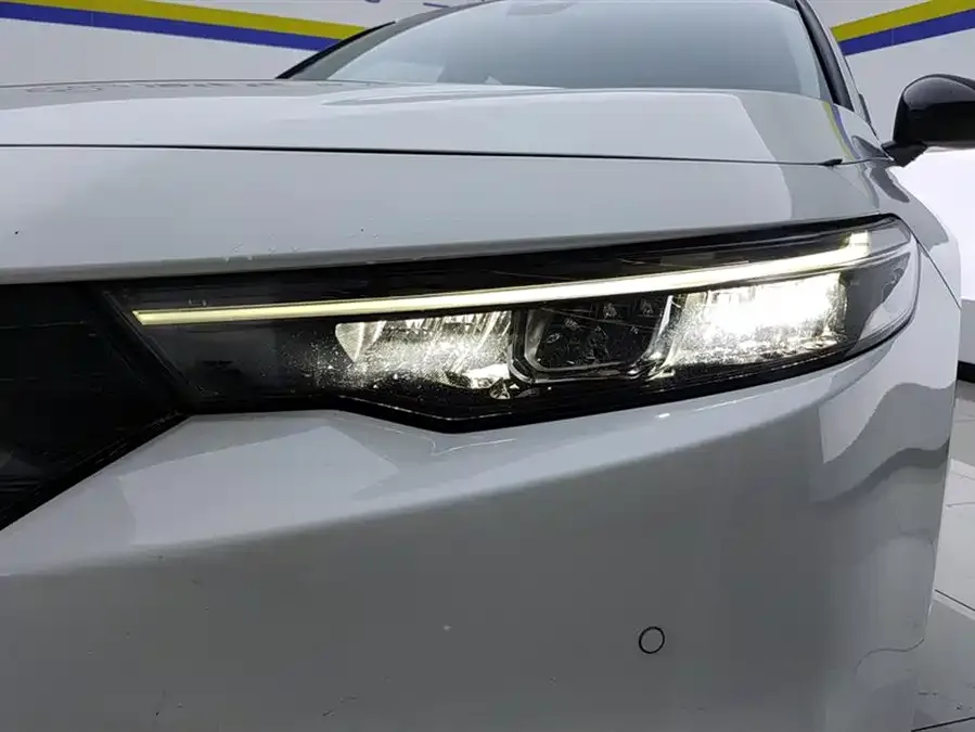 Honda Integra Stylish 2022 240TURBO CVT Phantom Night Tech Edition 2022 — миниатюра 5