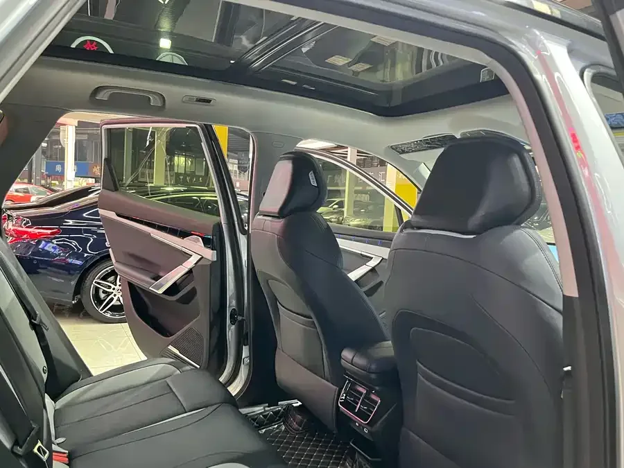 Geely Atlas L Boyue L 2024 1.5TD DCT Flagship Edition 2025 — миниатюра 5